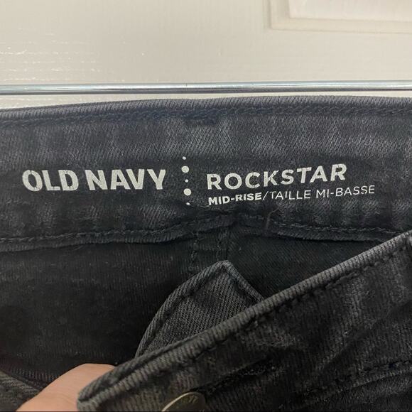 OLD NAVY • Rockstar Mid-Rise Distressed Denim Skinny Jeans Black - Picture 5 of 9